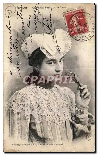 Cartes postales Anjou Coffe des bords de la Loire Coiffe Folklore Costume