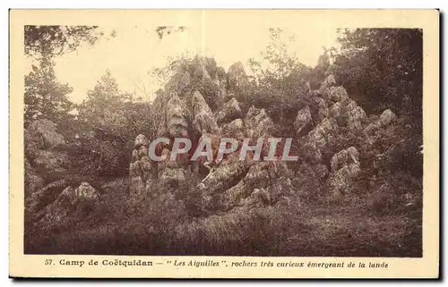 Cartes postales Camp de Coetquidan Les Aiguilles rochers tres curieux emergeant de la lande