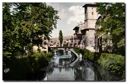 Ansichtskarte AK Saint Jean Pied De Port La Nive le Pont d Espagne et le Clocher