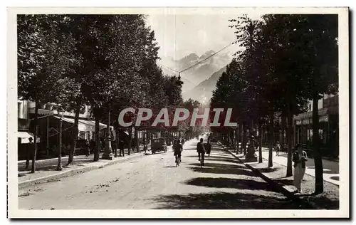 Cartes postales moderne Luchon Les allees d Etigny