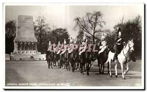 Cartes postales London Queens Guard Approching Whitehall Militaria Soldat