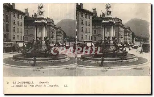 Carte Stereoscopique - La Suisse - Grenoble - La Statue des Trois Ordres du Dauphine - Cartes postales