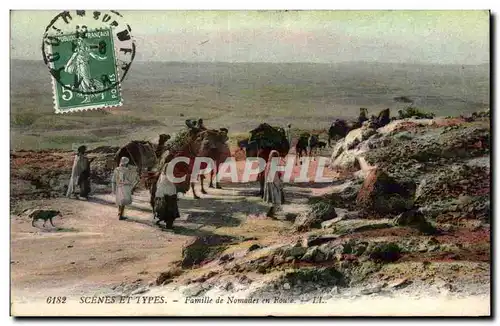 Ansichtskarte AK Algerie Scenes et types Famille de nomades en route