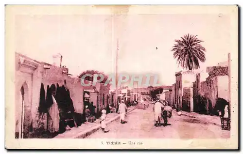 Cartes postales Algerie Tidjdit Une rue