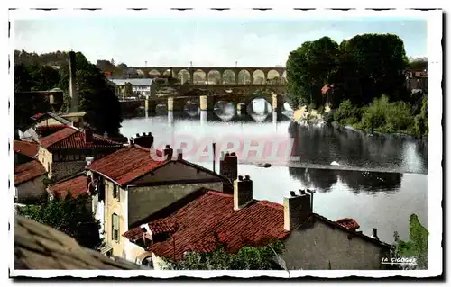 Ansichtskarte AK Limoges (Haute Vienne) Vue sur la Vallee de la Vienne Au fand le viodus de la ligne Paris Toulou