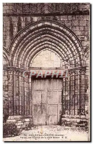 Cartes postales ANGLES-SUR-L ANGLIN (Vienne) - Portall de I Eglise de la Ville Basse