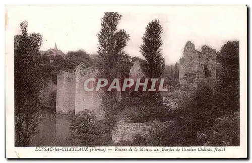 Ansichtskarte AK LUSSAC-les-CHATEAUX (Vienne) - Ruines de la Maison des Gardes de I ancien Chateau Feodal