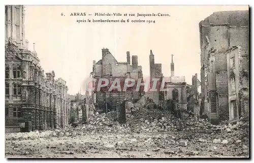 Cartes postales ARRAS - Hotel-de-Ville et tue Jacques-le-Caron