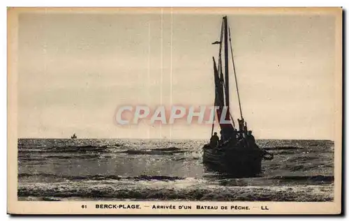 Cartes postales BERCK-PLAGE - ARRIVEE D UN BATEAU DE PECHE - LL