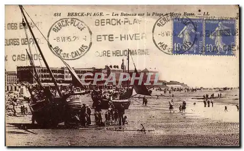 Cartes postales BERCK PLAGE - Les Bateaux sur la Plage a Maree Basse