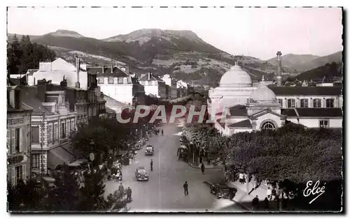 Ansichtskarte AK LA BOURBOULE (P -de-D ) - L Etablissement Thermal Et le boulevard Georges-Clemenceau