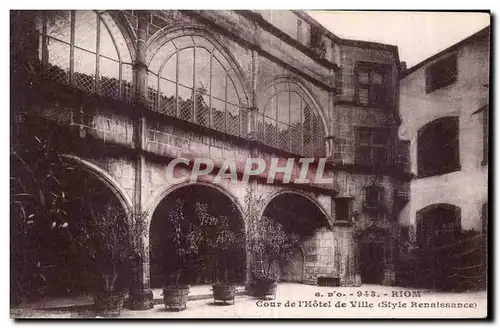 Riom - Cour de l Hotel de Ville - Cartes postales