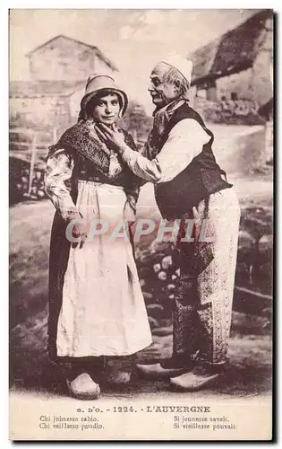 Cartes postales L Auvergne Chi juinesso sabio Folklore Costume