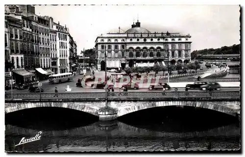 Cartes postales moderne Bayonne La Theatre et la place de la liberte