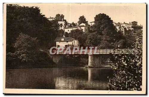 Ansichtskarte AK Le Pays Basque cambo les bains le pont et la ville