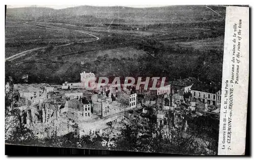 Cartes postales Guerre Clermont en Argonne Panorama des ruines de la ville Panorama of the ruins of the town