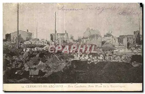 Cartes postales Guerre Clermont en Argonne Rue Gambetta (Pree Pusee de la Republique)