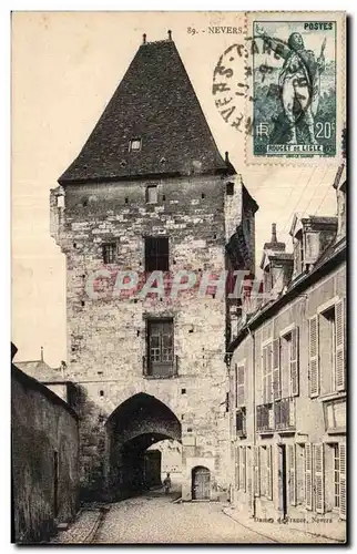 Nevers - La Porte - Cartes postales