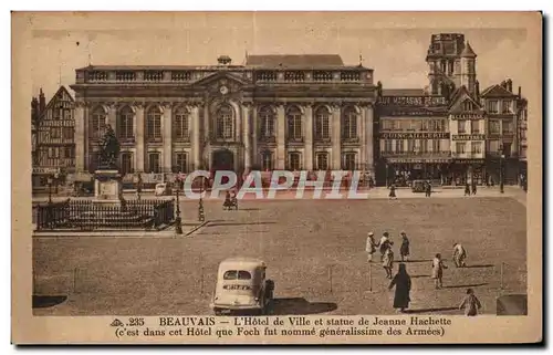 Cartes postales Beauvais L Hotel de Ville et Statue de Jeanne Hachette