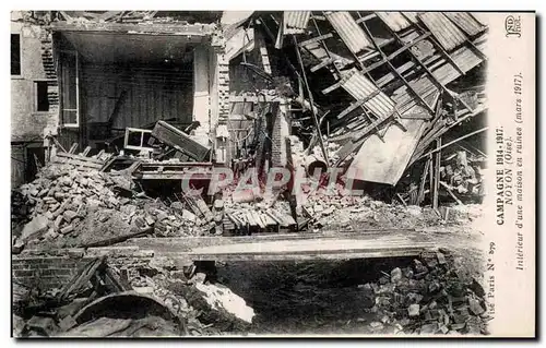 Ansichtskarte AK Campagne Noyon Interieur d une maison en ruines Militaria