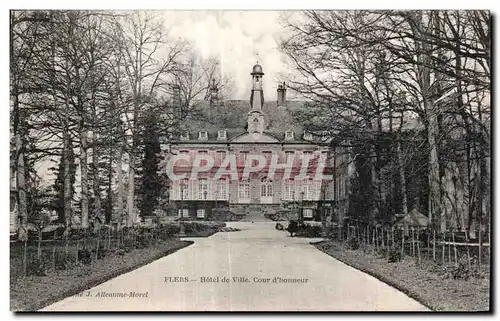 Cartes postales Flers Holel de Ville Cour d honneur