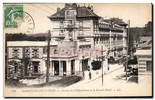 Cartes postales Bagnoles de L Orne Avenue de L Hippodrome et le Grand Hotel