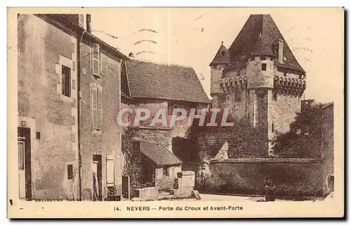 Cartes postales Nevers Porte du Croux et Avant Porte