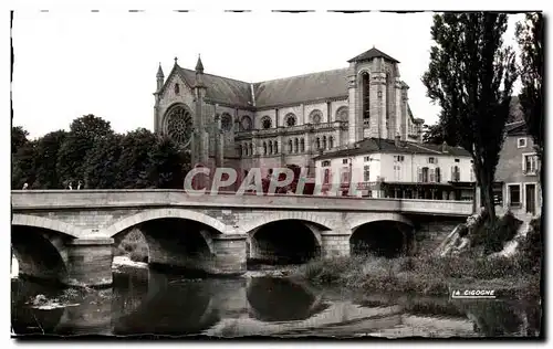 Ansichtskarte AK Bar Le duc (Meuse) le Pont et l Eglise Saint Jean