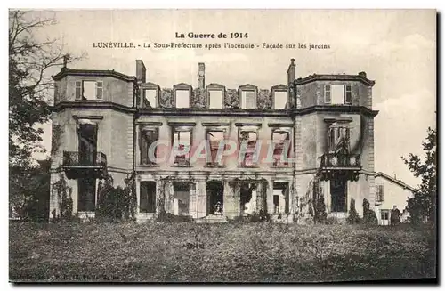 Cartes postales Luneville La Sous Prefecture apres I incendie Facade sur les jardins