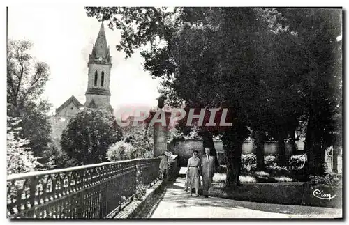 Cartes postales Bourbonne les bains (Hte-Marne) L Eglise vue du Pare de I Hotel de ville