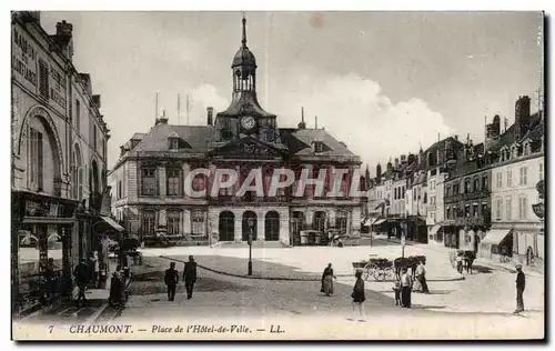 Cartes postales Chaumont place de I Hotel de ville