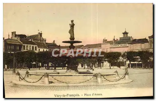 Cartes postales Vitry le Francois Place d armes