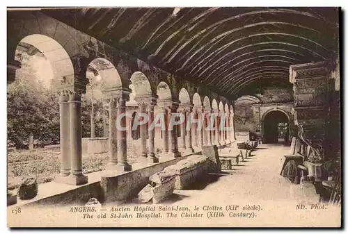 Cartes postales Angers Ancien hopital Saint Jean Le cloitre