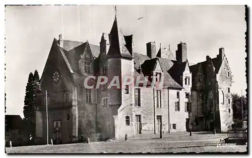 Cartes postales Bauge (Maine et Loire) Chateau Aujourd hui Mairie