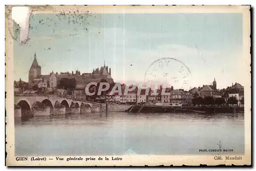 Cartes postales Gien (Loiret) Vue generale prise de la Loire