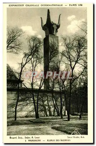 Ansichtskarte AK Exposition coloniale internationale Paris 1931 Madagascar Aloalo des Bucranes