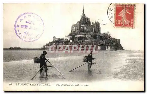 Cartes postales Le mont saint michel Vue generale a l est Pecheurs