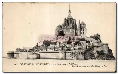 Cartes postales Le mont saint michel les remparts et l abbaye The ramparts and the abbey