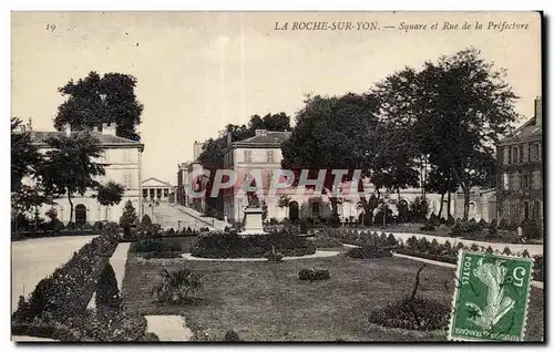 Cartes postales La Roche Sur Yon Square et Rue de la Prefecture