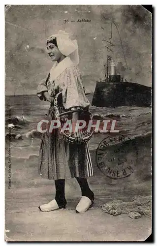 Cartes postales Sables D olonne Femme Folklore Costume