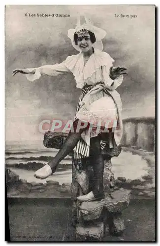 Cartes postales Les sables d Olonne le faux pas Folklore Costume