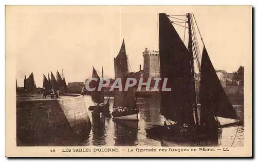 Cartes postales Les sables d Olonne la rentree des barques de peche Bateaux