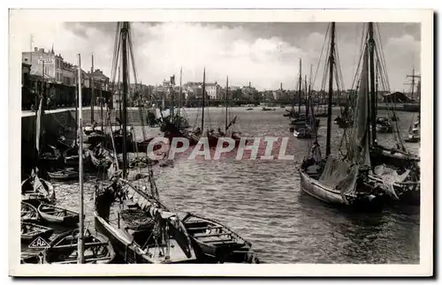 Cartes postales Les sableo d Olonne le Quai Bateaux