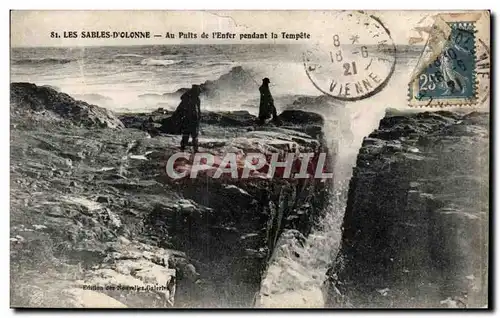 Ansichtskarte AK Les sables d Olonne au puits de l Enfer pendant la tempete