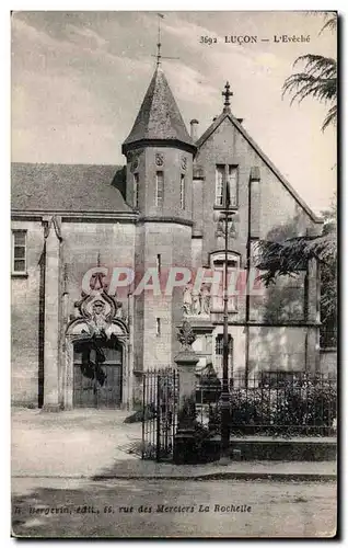 Cartes postales Lucon Monument des Morts pour la Patrie