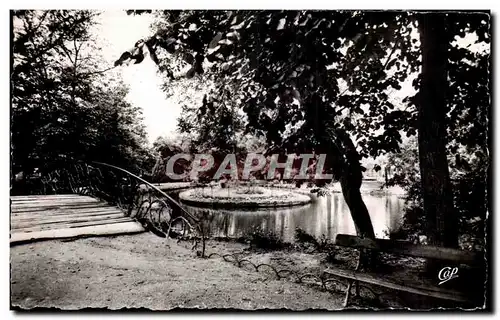 Cartes postales moderne Castres le Jardin du Mail