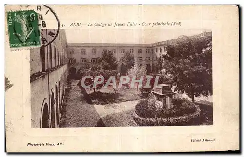 Ansichtskarte AK Albi Le College de Jeunes Filles Cour principale