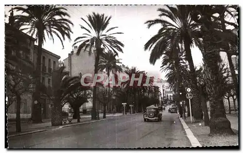 Cartes postales moderne Hyeres les Palmiers Var Avenue Cambetta