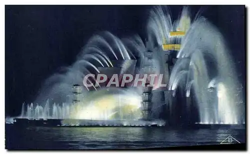 Cartes postales Exposition Internationale de Arts Decoratifs Paris 1925 Le Theatre d Eau Vue de nuit