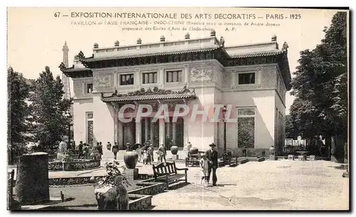 Cartes postales Exposition Paris Des Arts Decoratifs Pavillon de Tissus et des Etoffes